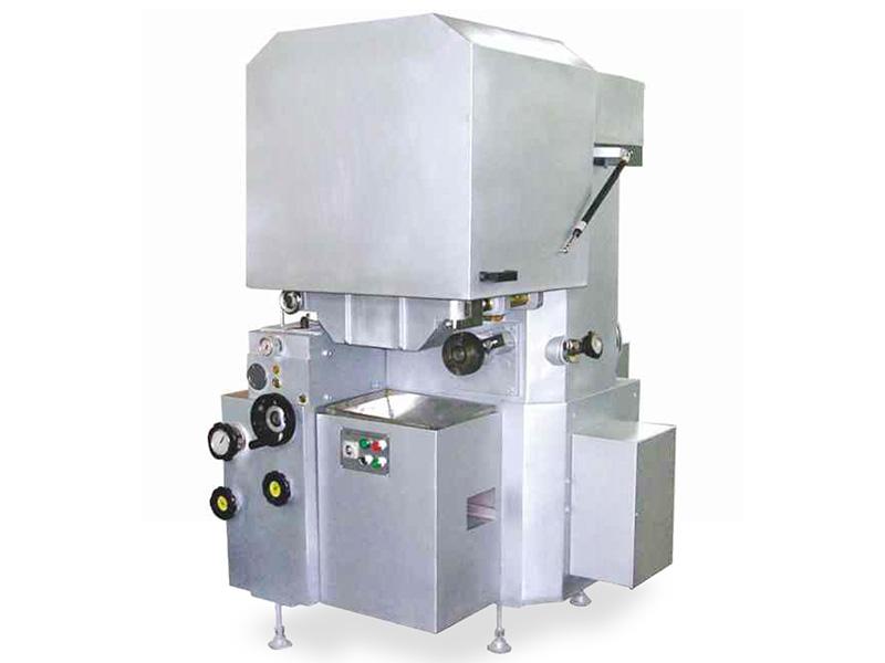 http://makingmachine-food.com/products/1-1-1-die-formed-hard-candy-production-line_03.jpg